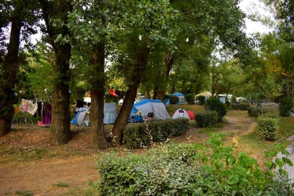 Emplacements de notre camping proche d'Anduze - Camping le Val d'Hérault